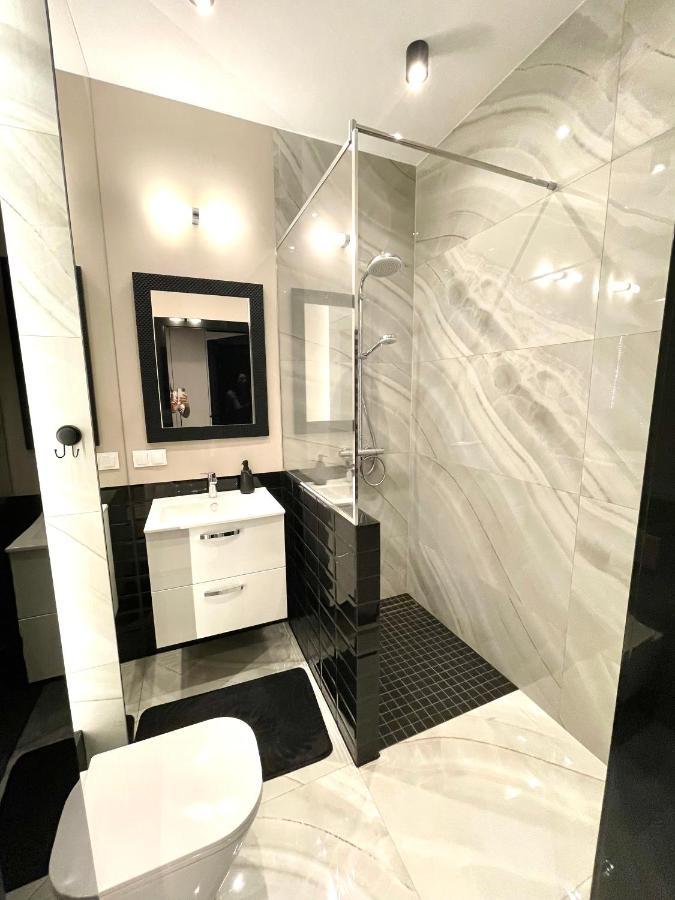 Apartament Elegance Hanza Tower Szczecin Exterior photo